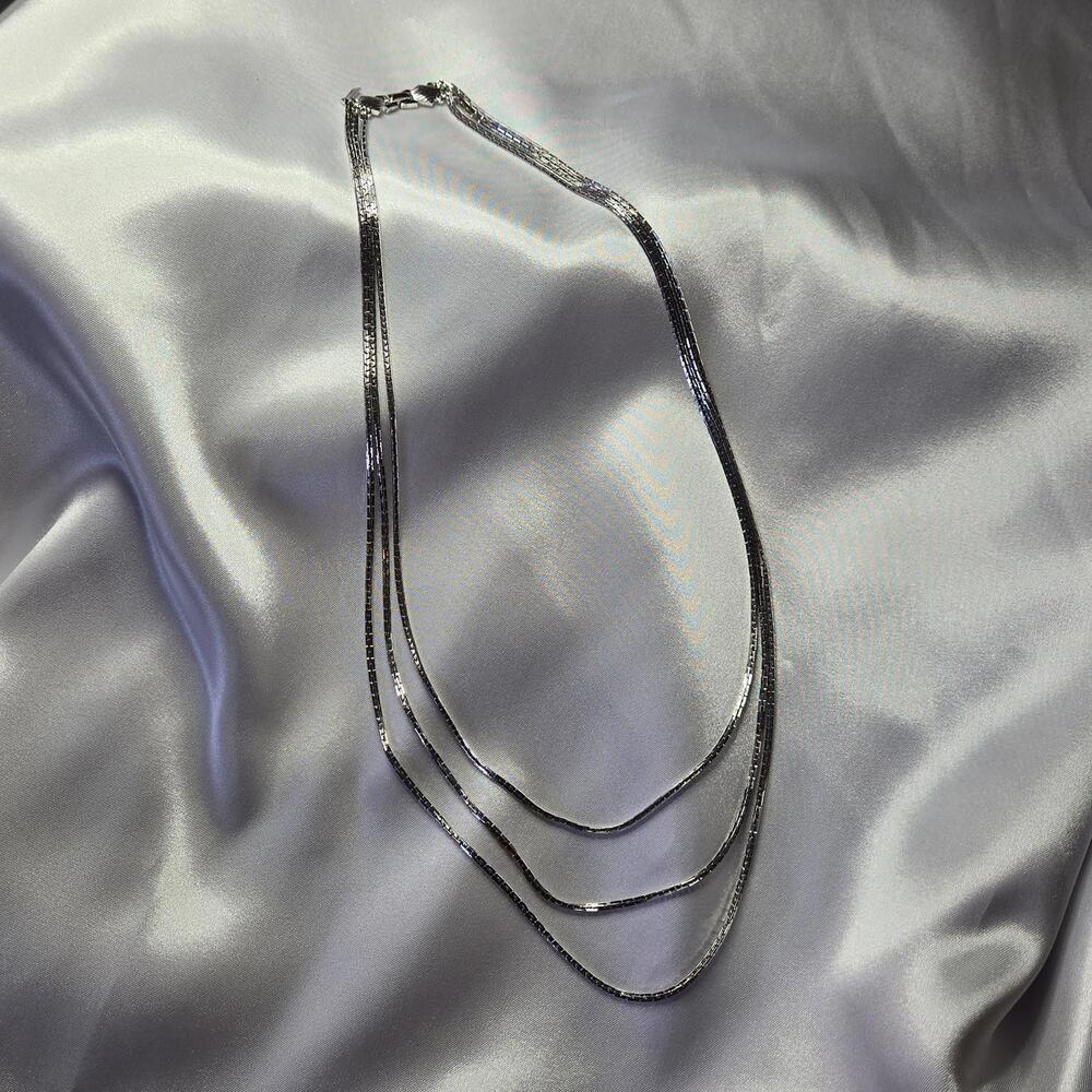 Signed D'Orlan 3 strand silvertone Graduated Chain